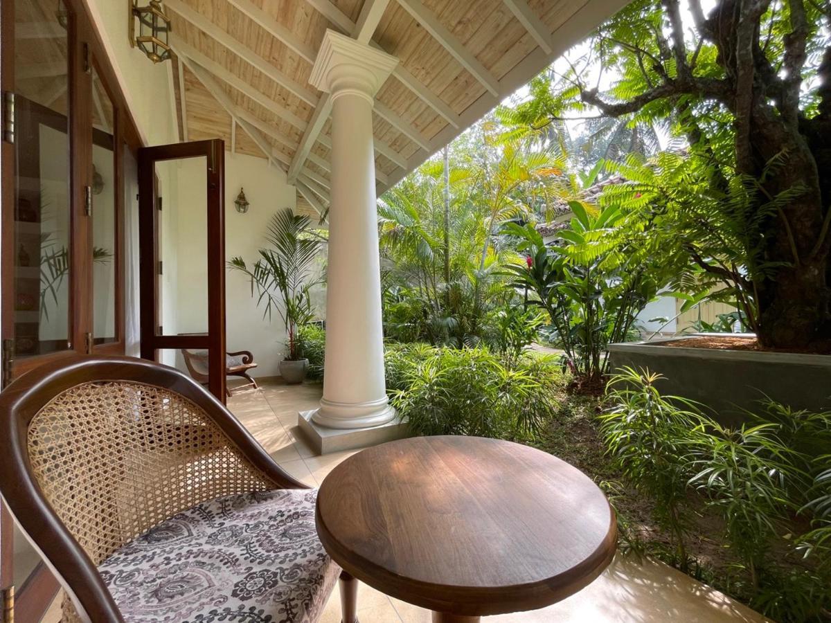 Claire Villa By Younger Villas & Resorts Ahangama Esterno foto