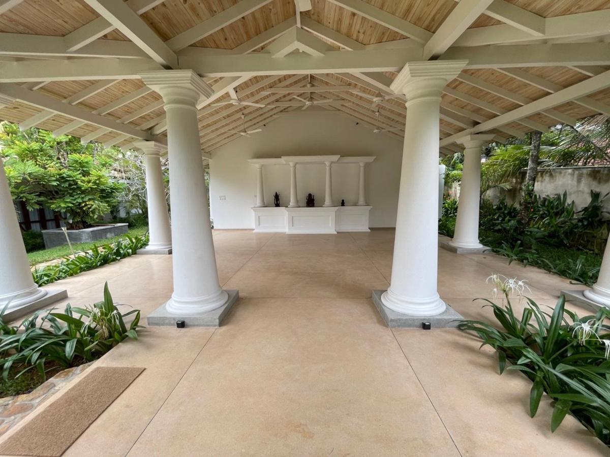 Claire Villa By Younger Villas & Resorts Ahangama Esterno foto
