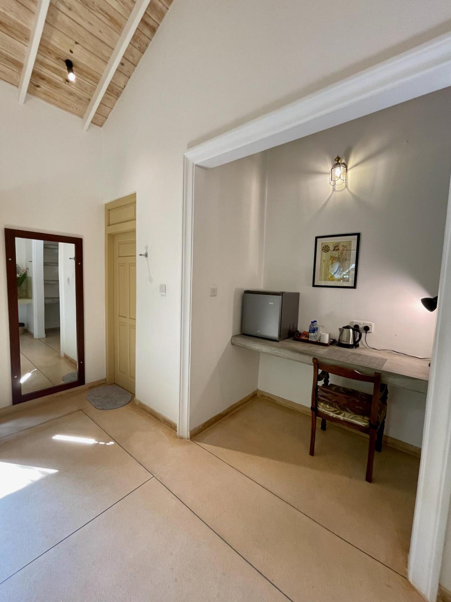 Claire Villa By Younger Villas & Resorts Ahangama Esterno foto
