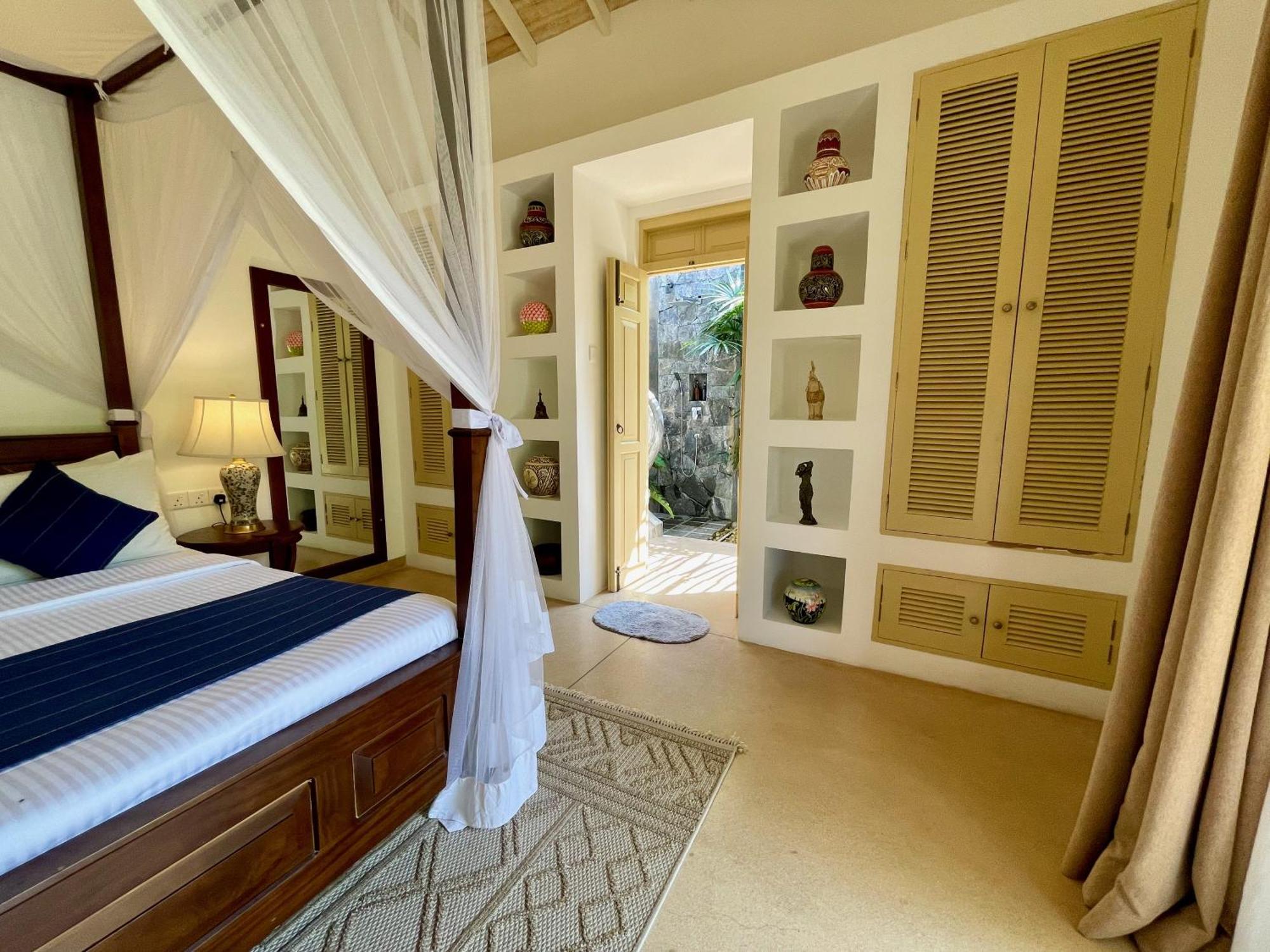 Claire Villa By Younger Villas & Resorts Ahangama Esterno foto